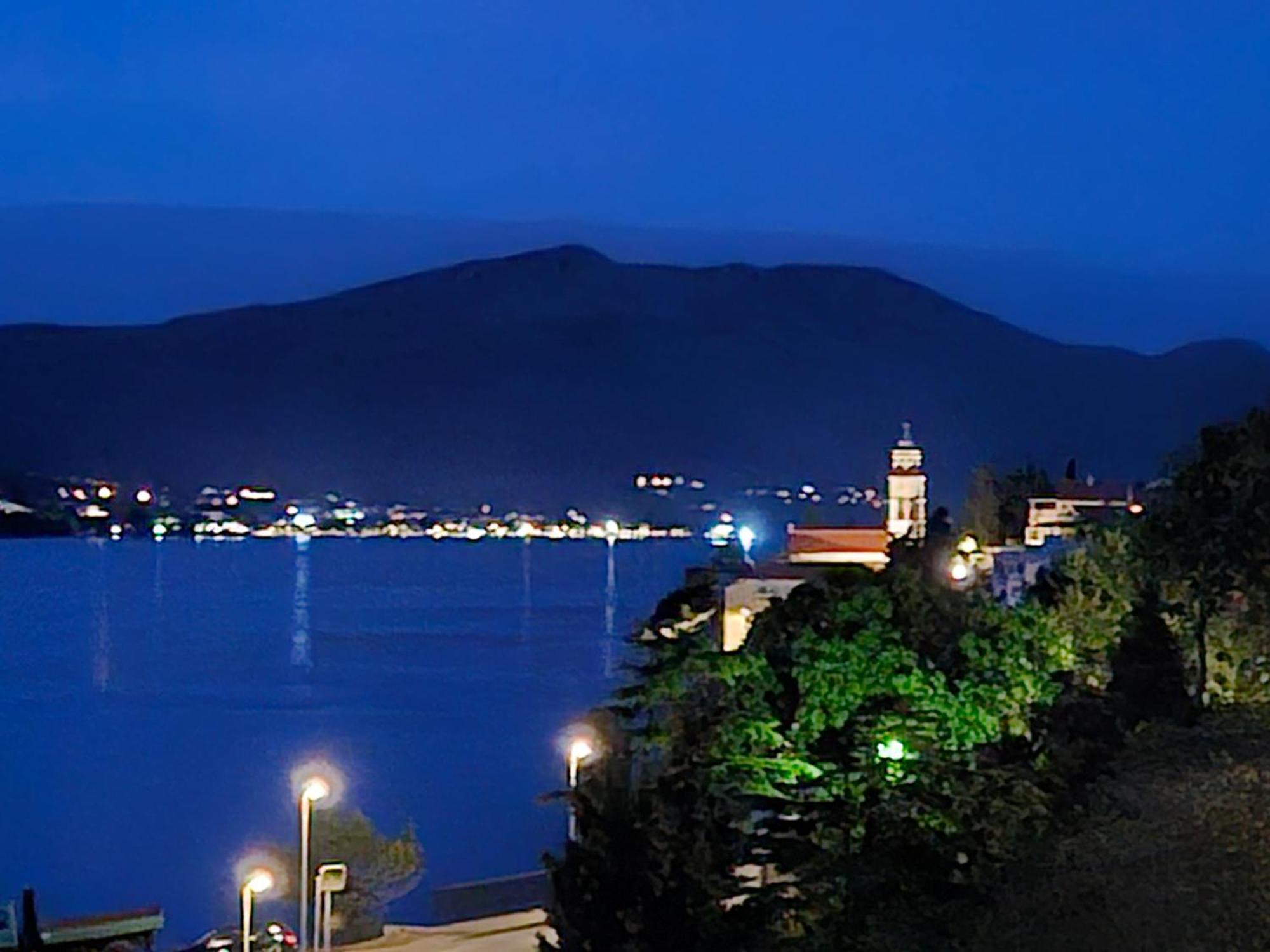 Villa Jade Apartments Front Row Sea View - Walk To Korcula Old Town Medvinjak ภายนอก รูปภาพ