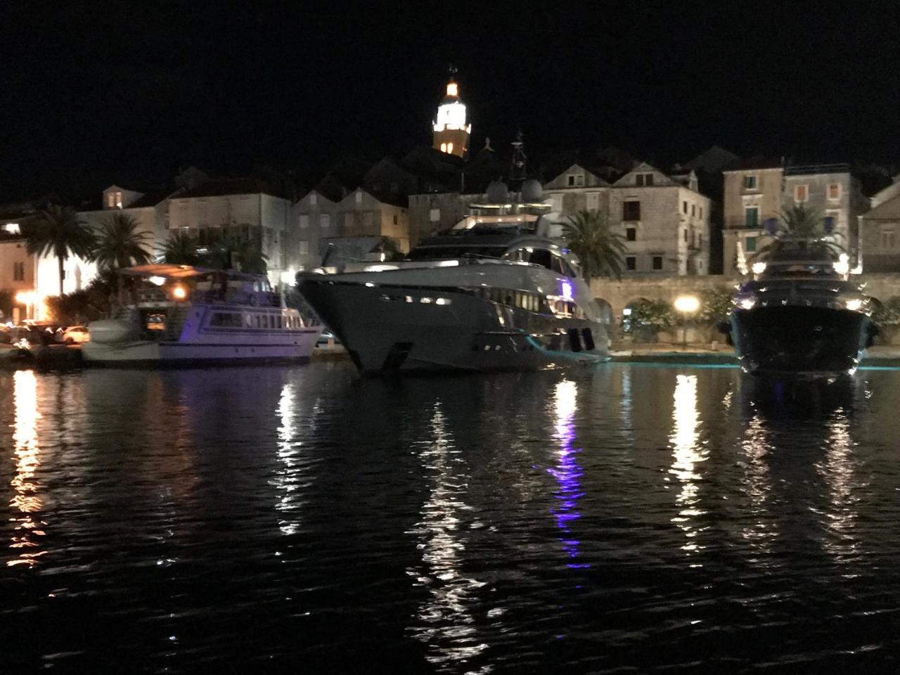 Villa Jade Apartments Front Row Sea View - Walk To Korcula Old Town Medvinjak ภายนอก รูปภาพ